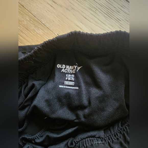 OLD NAVY | Black running shorts - Picture 4 of 5